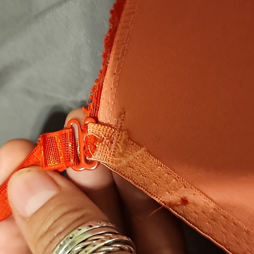 bra - Picture 5 of 6